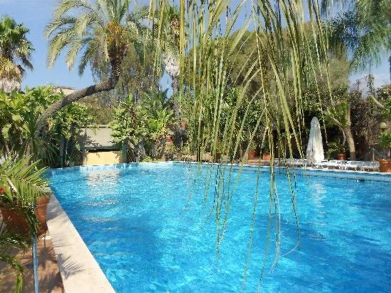 Garden Hotel Сан-Джованни-ла- Пунт