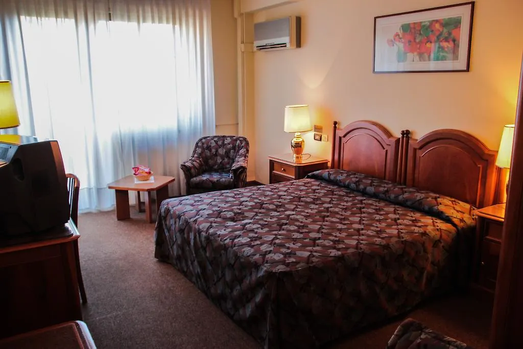 Garden Hotel Сан-Джованни-ла- Пунт 4*,  Италия