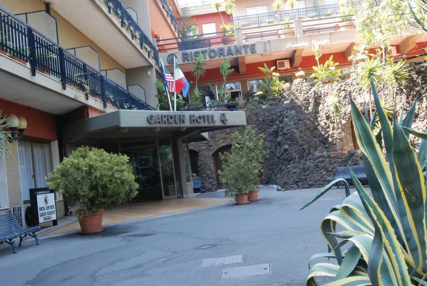 Garden Hotel San Giovanni La Punta 4*,